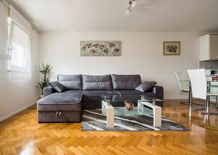 Jully * 포드스트라나